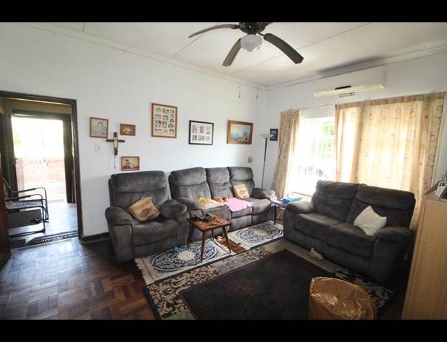 3 BEDROOM HOUSE FOR SALE IN ESCOMBE